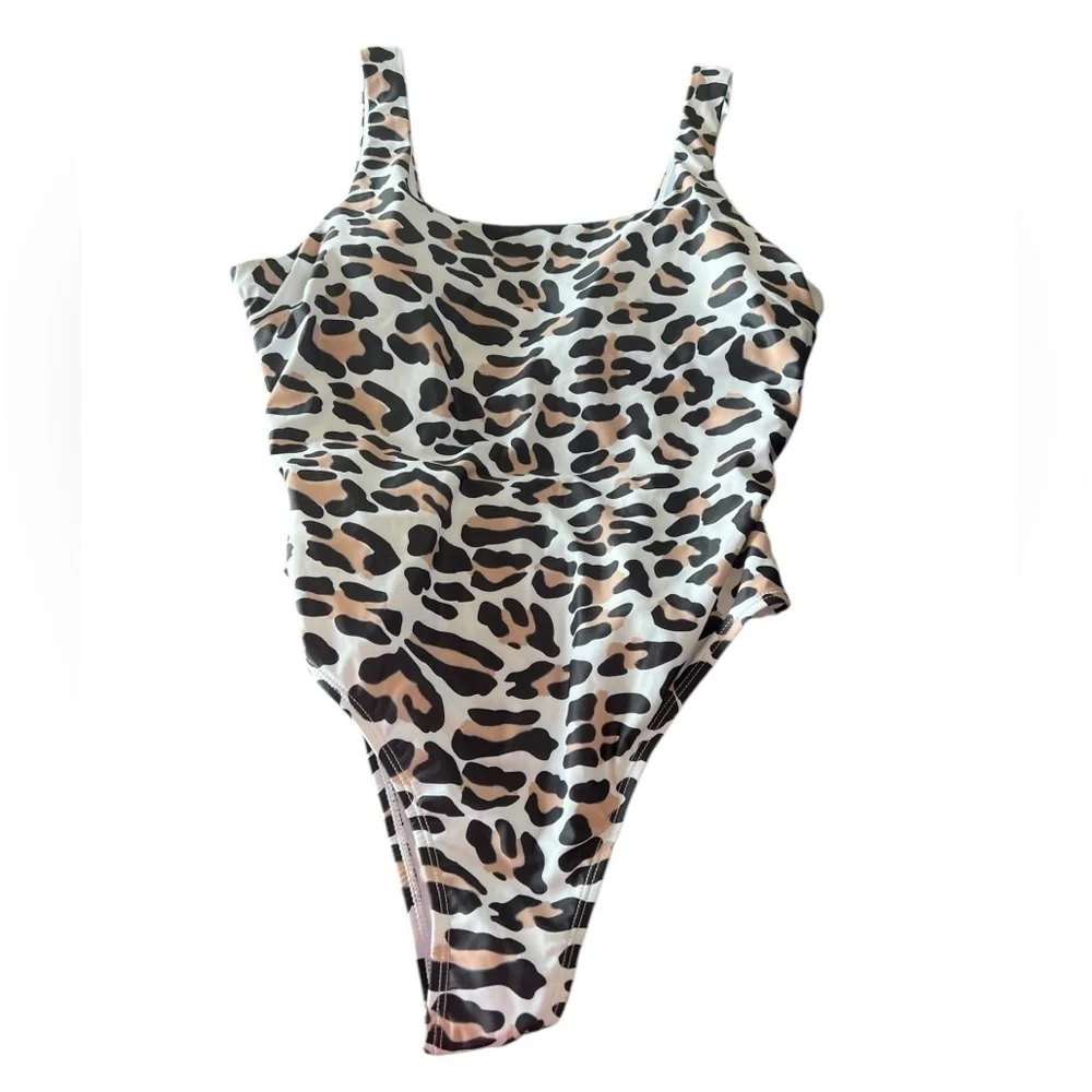 NWT Pretty Garden Women’s Square Neck Leopard One Piece Swimsuit in size XL
